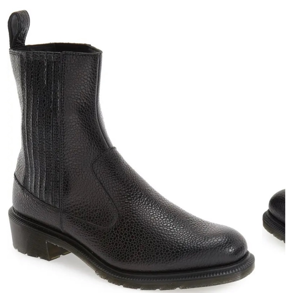 Dr. Marten’s Eleanor Chelsea Boot